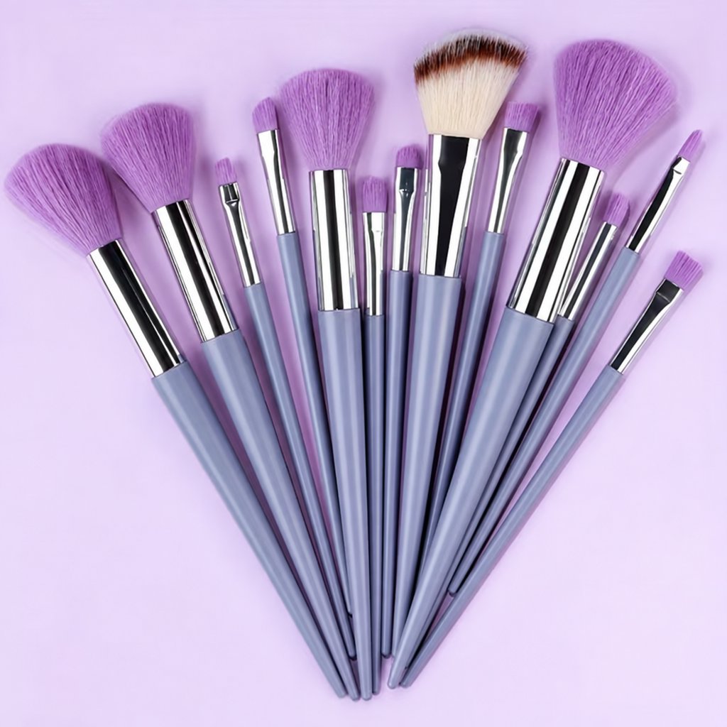 Brush-use collage without bottom label