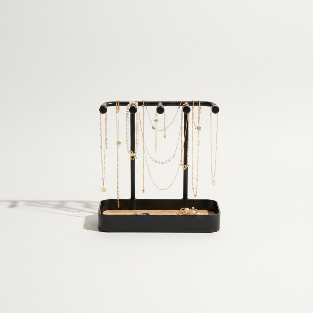 Jewellery organizer hero shot