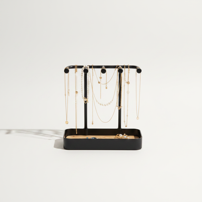 Jewellery organizer hero shot
